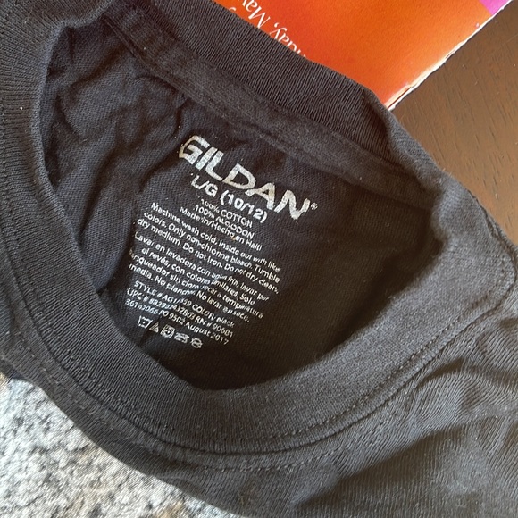 Fun tee - Picture 2 of 2